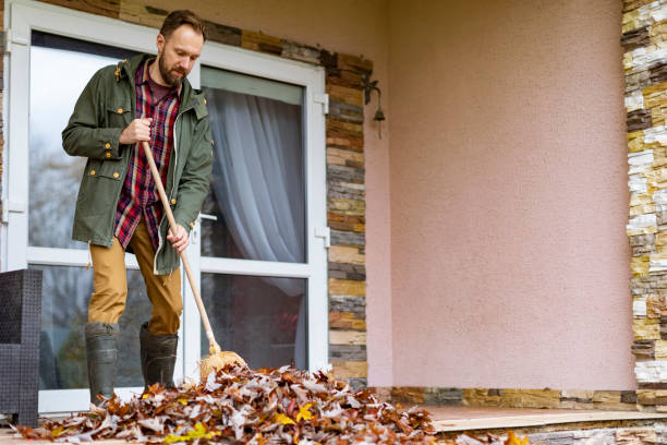 Best Yard Waste Removal  in Ocoee, FL